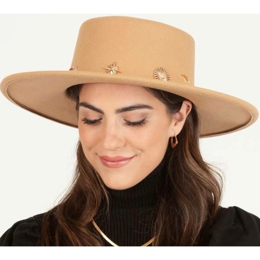 NWT Lucca Stargazer Stars Moon Charms Celestial Western Wide Brim Suede Hat​​​